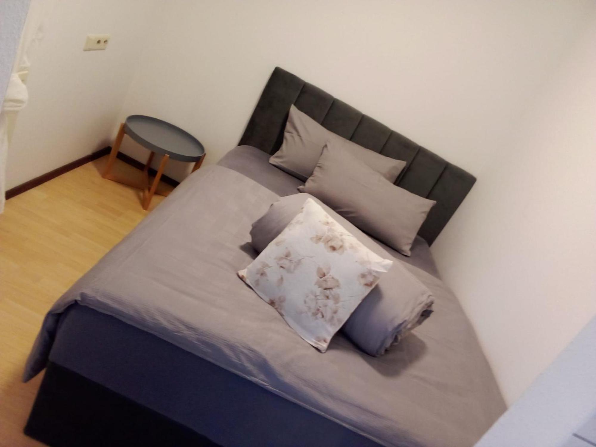 Apartment Metzingen City Εξωτερικό φωτογραφία